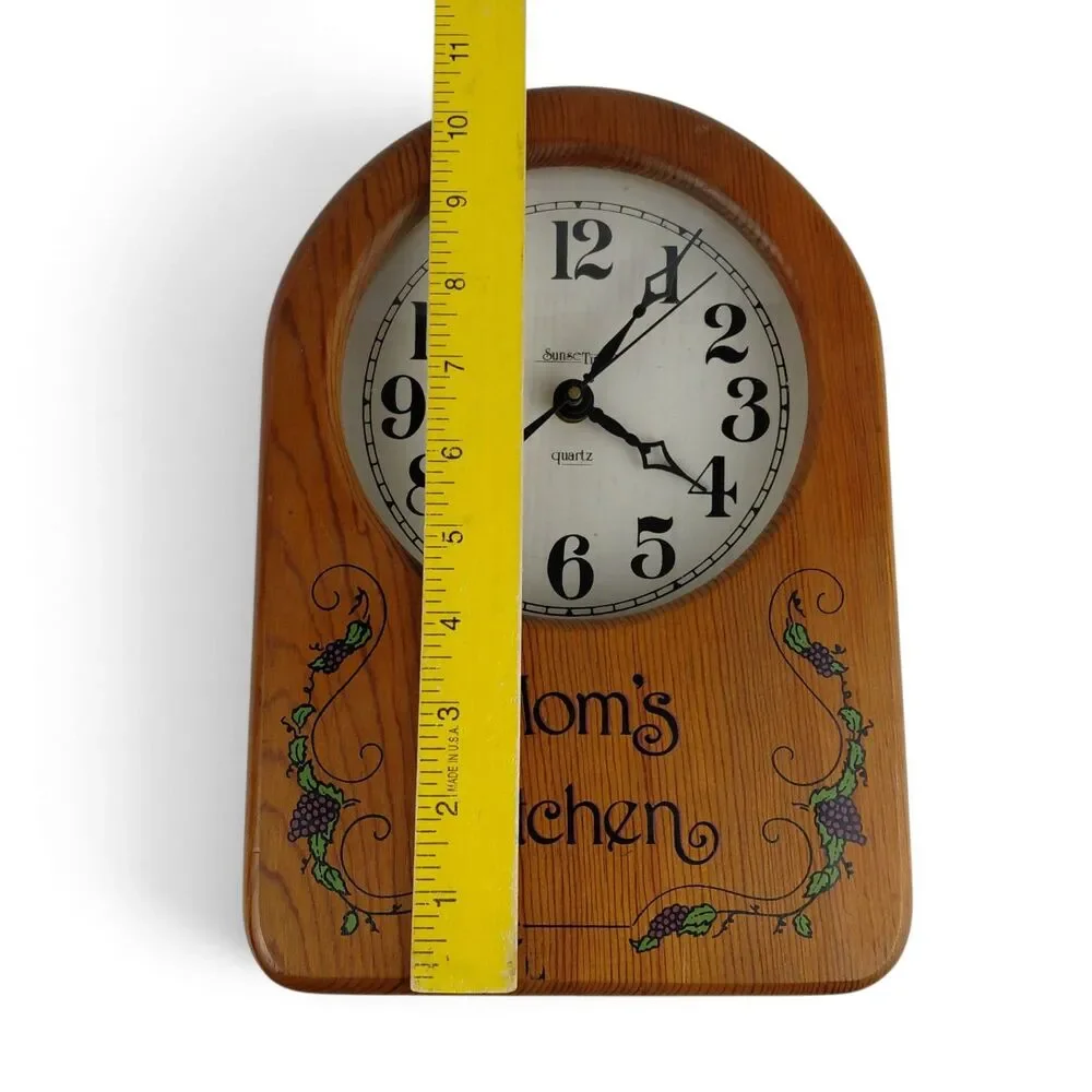 Vintage “Mom’s Kitchen” Solid Wood Oak Wall Clock Grapevine